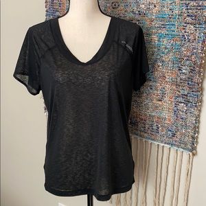 Brooks black sheer work out top 🦋